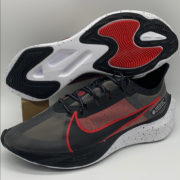 • NIKE ZOOM GRAVITY black/university red-white - Picture 4 of 16